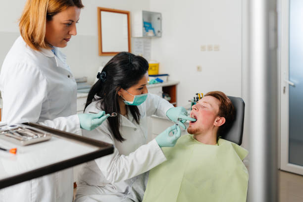 Best Emergency Dentist for Knocked-Out Tooth in Raven, VA